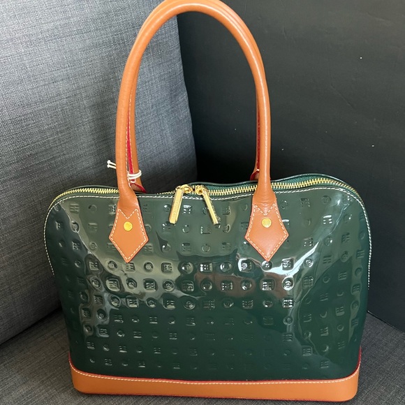 NWT ARCADIA PATENT LEATHER SATCHEL HANDBAG PURSE - Picture 3 of 11